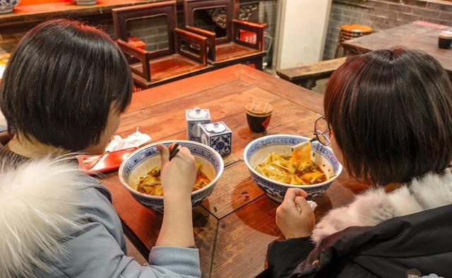 西安不仅是历史还是美食之都,西安真的是一个好吃又好玩的城市