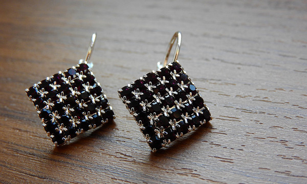 项炼手表一戴就发痒？恐是对镍过敏！　专家教你用胳肢窝自测