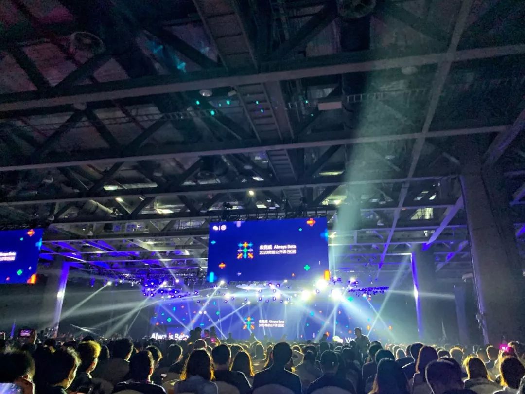 张小龙2亿视频,张小龙谈微信突破5000人