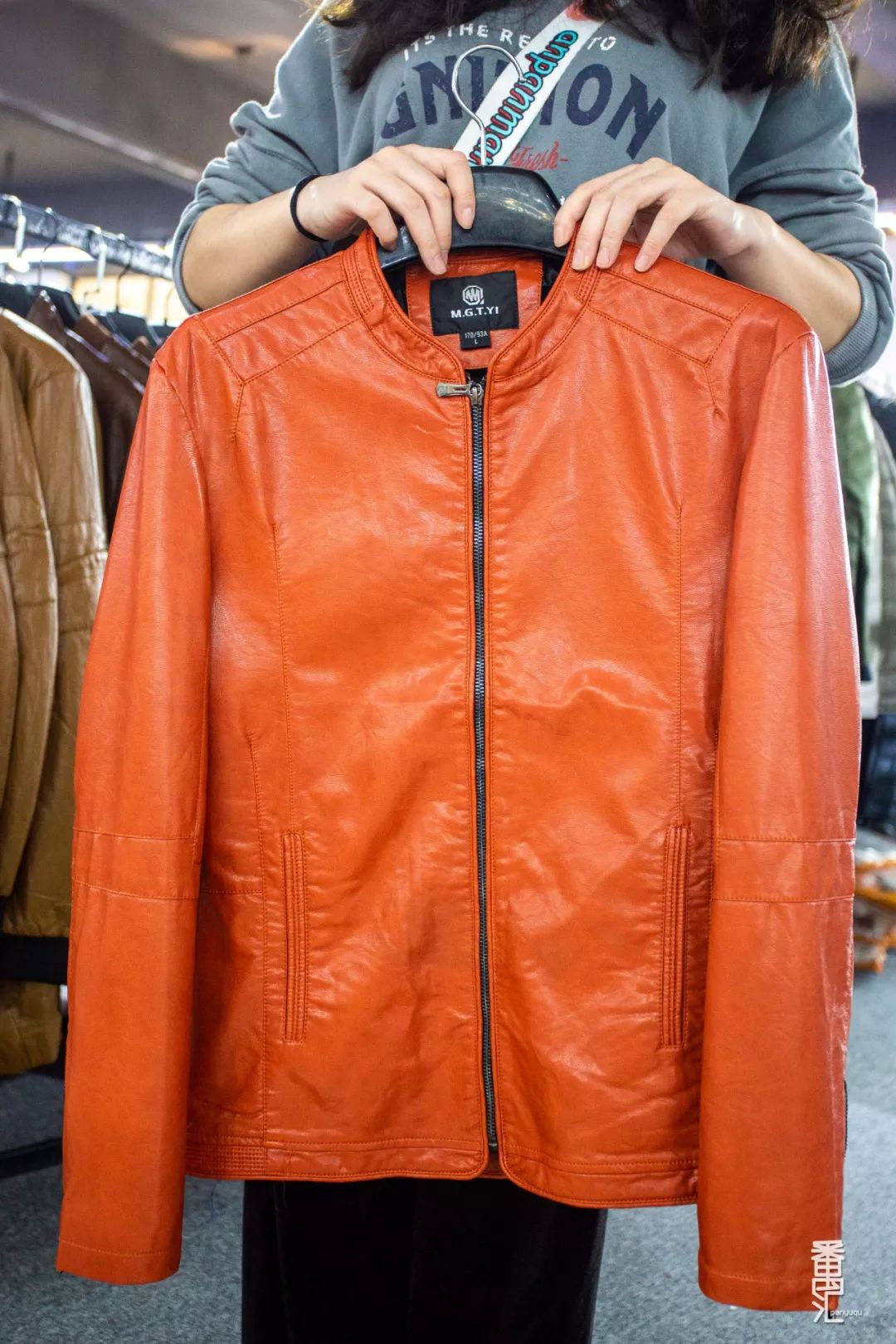 南村特卖,番禺南村服装厂清仓