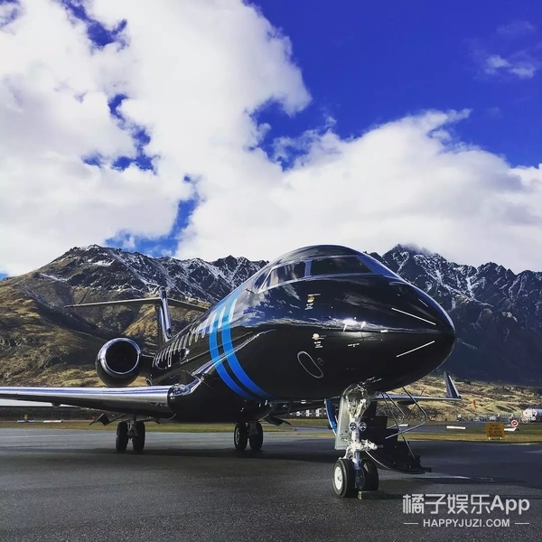 日本亿万富翁登上月球,日本亿万富翁线上寻爱共赴月球