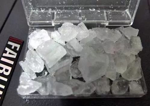 火狐狸外衣新款,火狐狸衣服的危害