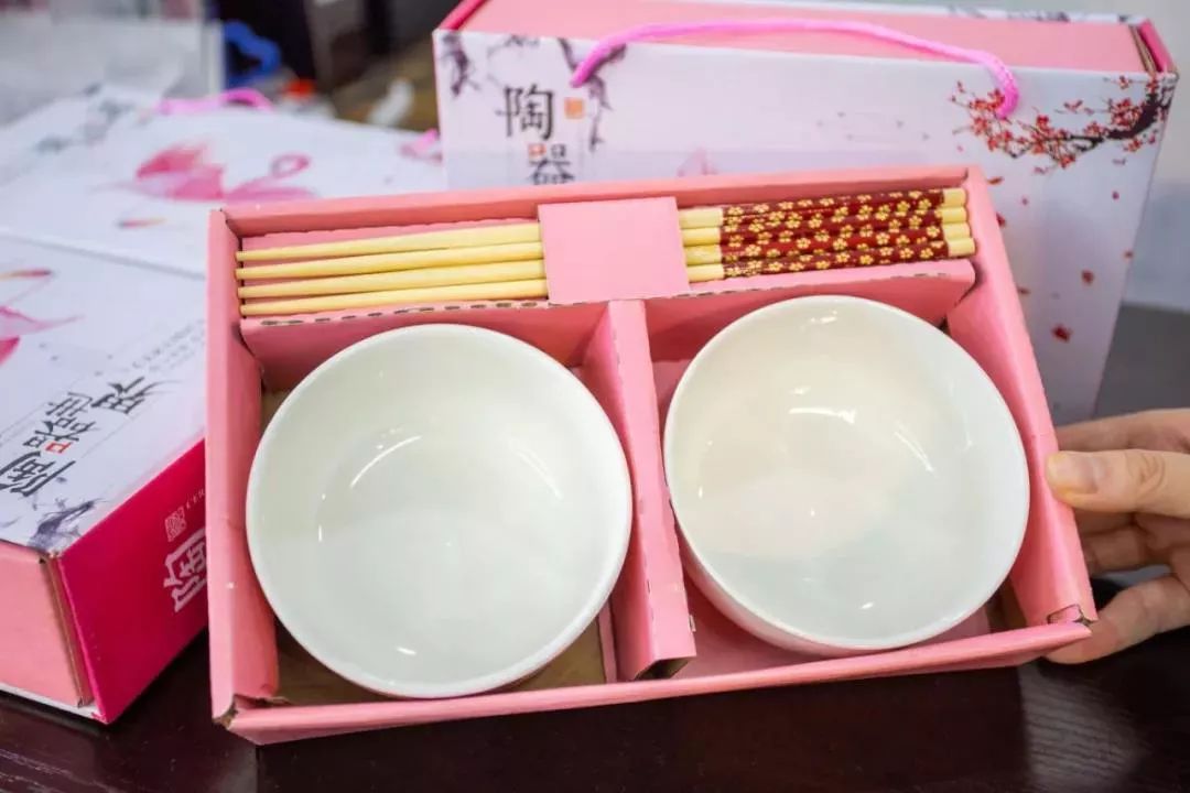 爆款羽绒服全场1元起,全场羽绒服低至199元起