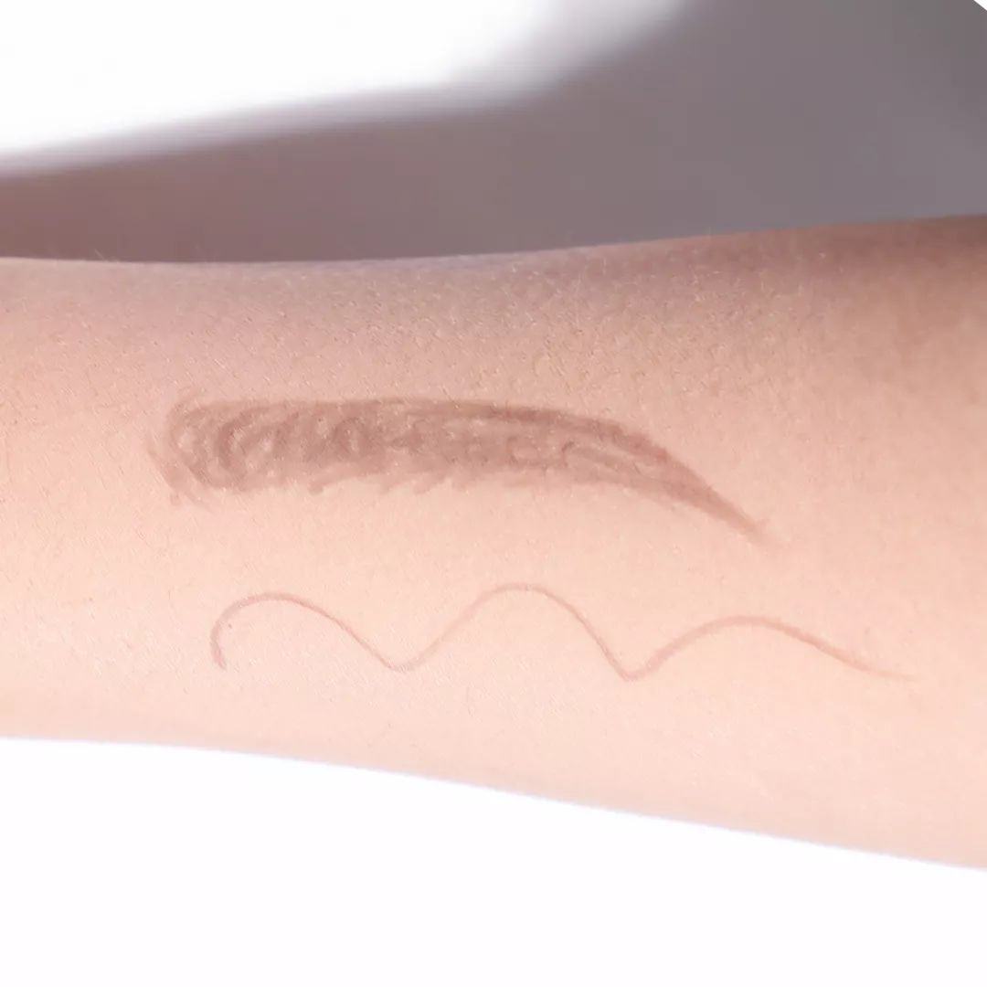 李佳琦推荐网红眉笔,网红防水眉笔