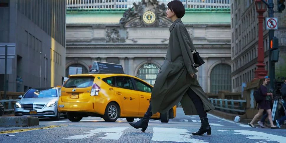 它是春节档最大胆的尝试