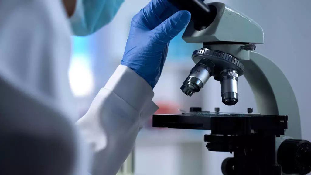 “抗病毒*剂喷**”，能预防新型冠状病毒吗？