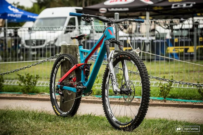 压岁钱山地车升级教程,山地车前叉升级