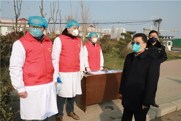 疫情防控党旗,防控疫情一线党旗红