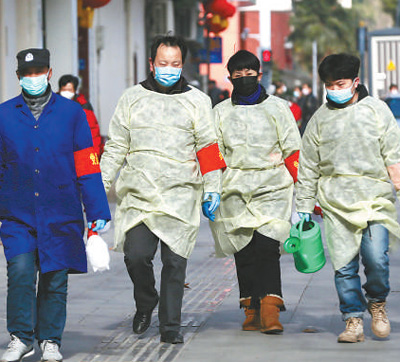 同舟共济战疫情爱心举动暖人心,同舟共济抗击疫情新闻采访