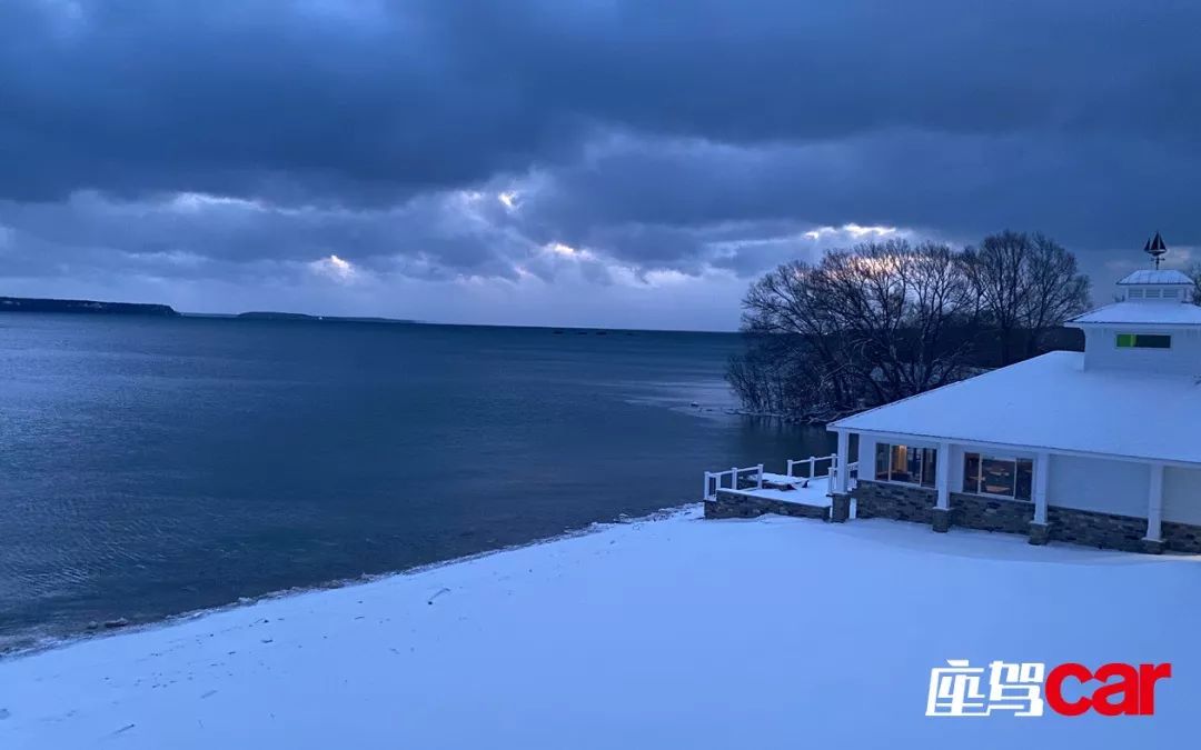 3辆车、7位老友、240个小时、2100公里……跨越北美五大湖区