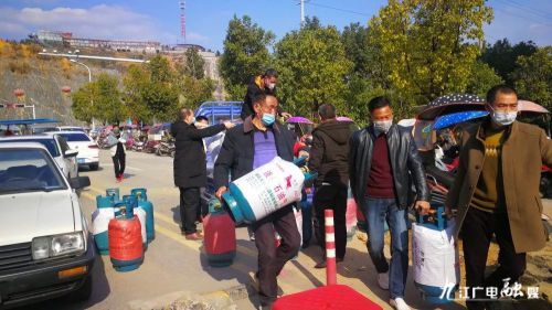 万众一心打赢防疫战,万众一心打赢防疫阻击战