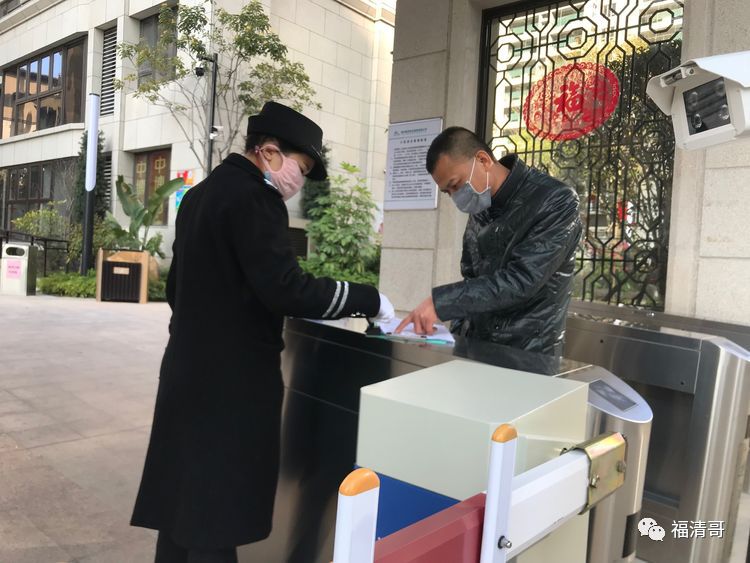 感谢这座城市带给我的温暖,平凡的人给我最多感动片段