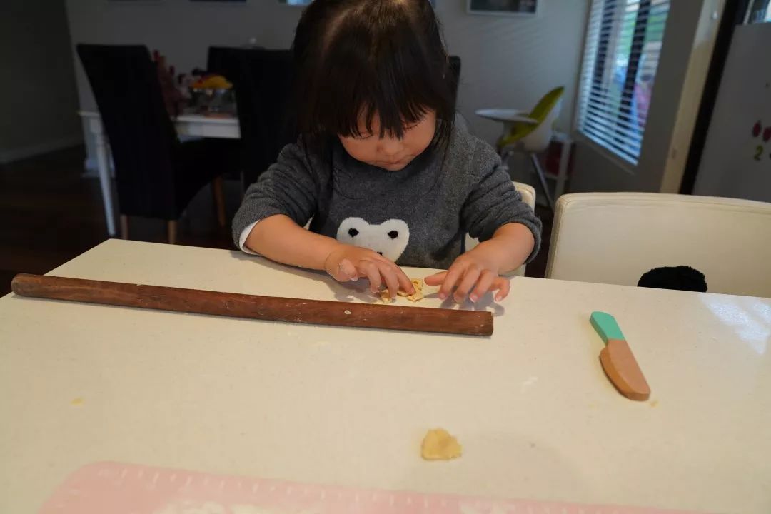 不用花钱就能玩的儿童游戏,十个小朋友玩游戏