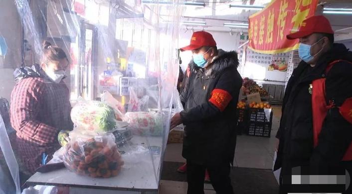 *党**员做“代购”群众暖“心扉”