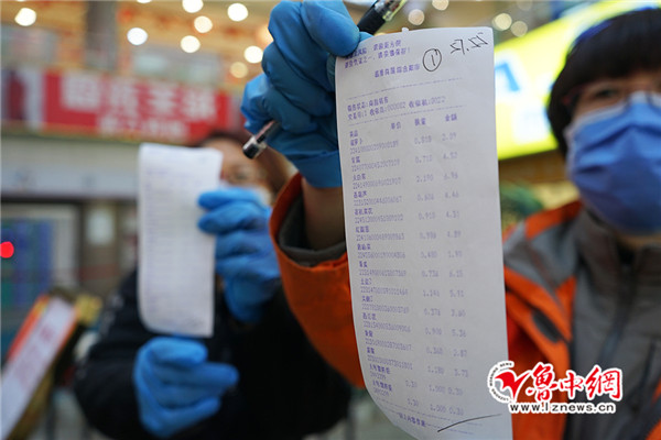 防疫期保安全淄博商厦多措并举让市民安心进店放心购物