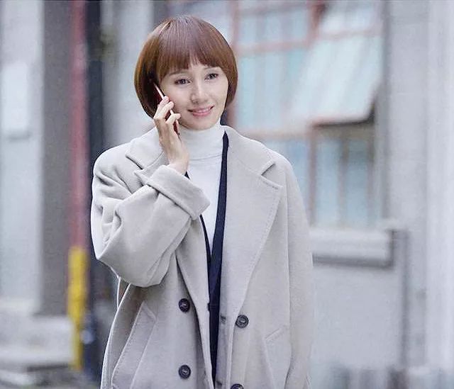 maxmara大衣,maxmara经典款大衣