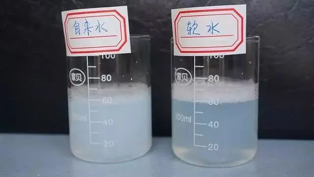 为什么用洗洁精能做出泡泡水,洗洁精水为什么吹不出泡泡