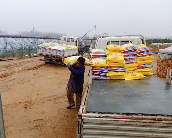 农资配送春耕两不误,青岛农资配送