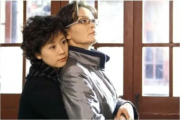 《双面胶》：男人的态度，决定了家庭的幸福