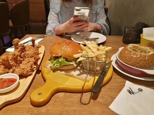 小型餐饮店如何引流和吸引顾客,餐饮店快速获客方法