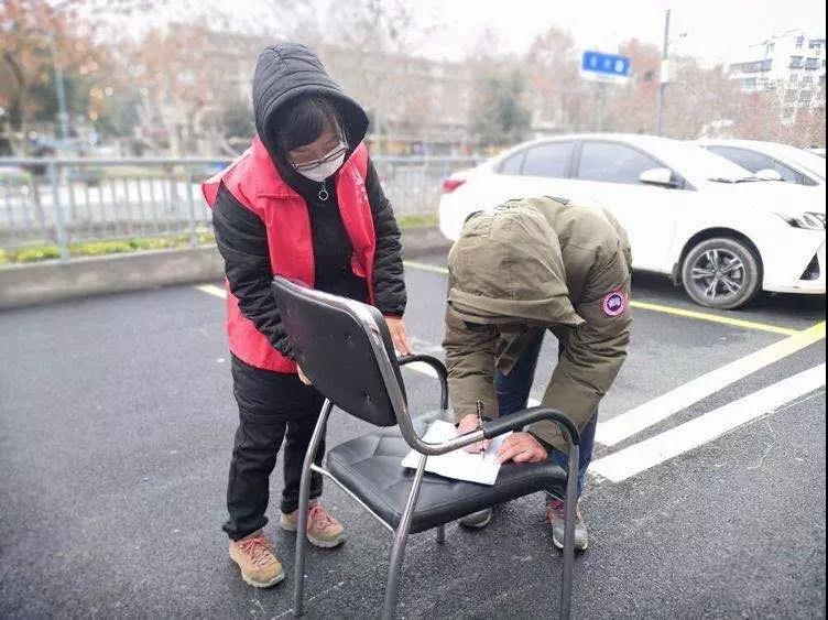 村级抗疫故事,社区抗疫人物与事迹