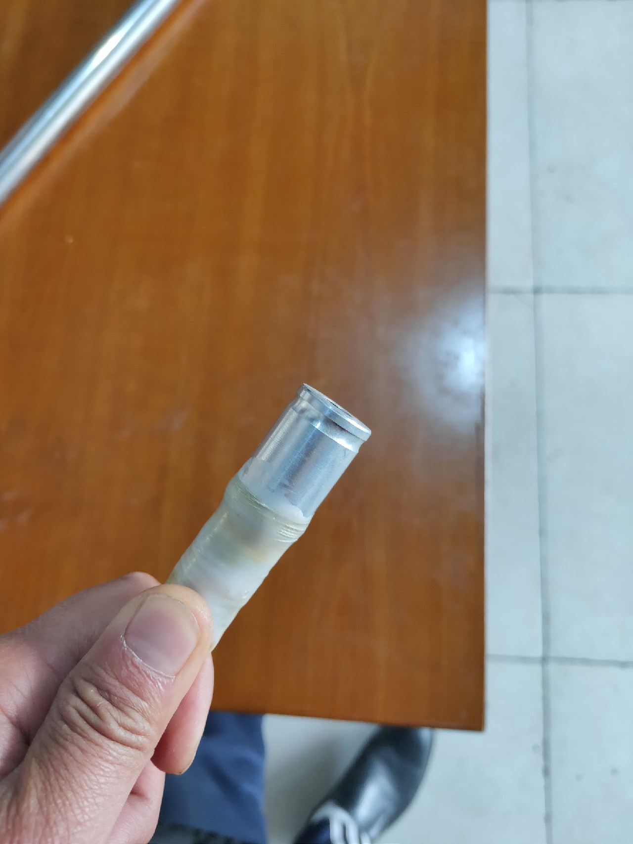 废鱼竿改抄网竿,废旧拖把杆改抄网