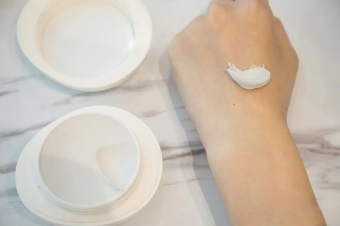 小众小红鞋,全网最火的小红鞋