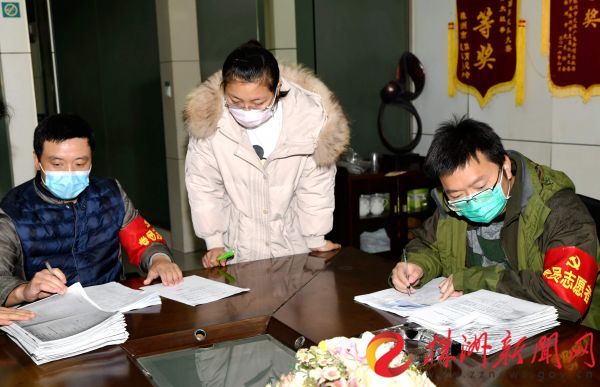 株洲市交通事务中心驻南湖塘社区工作队“四强四创”助力“双胜利”