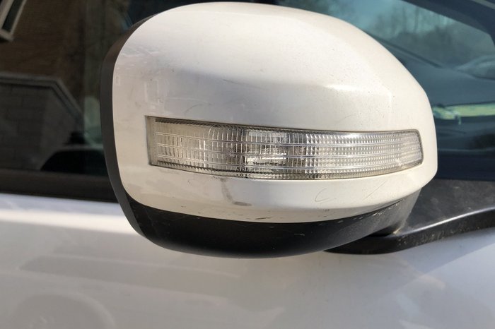 牛车实验室注意事项,黑色车剐蹭怎么自己修复