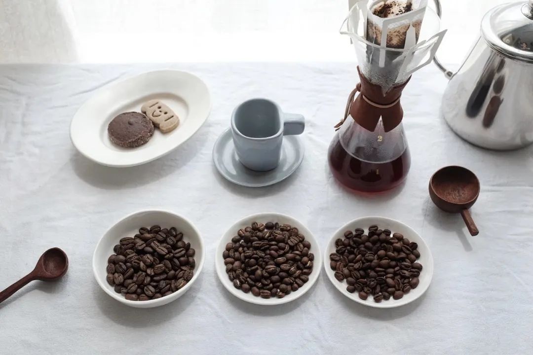 10元能买一杯奶茶,10块钱够买一杯奶茶吗