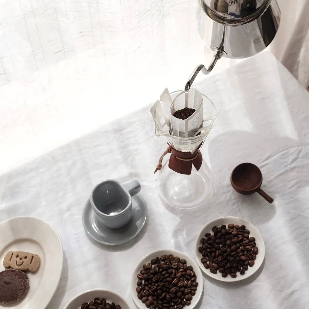 10元能买一杯奶茶,10块钱够买一杯奶茶吗