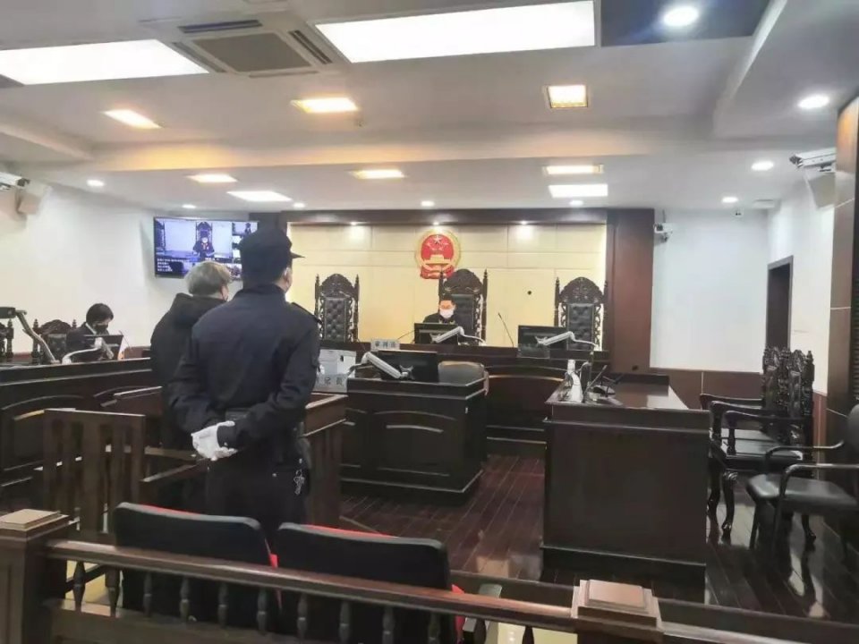 厦门捐赠口罩诈骗,捐赠口罩被骗21万后续