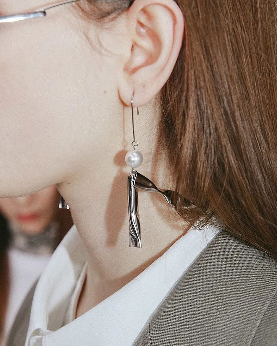 今年一定要给自己买一对红色耳环,耳环买什么材质的好