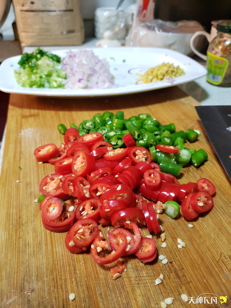 凤凰涅盘浴火重生对火的崇拜,凤凰涅盘浴火重生需要的是勇气