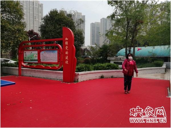 洛阳市涧西区：‘服务脚下’工程让群众乐开花