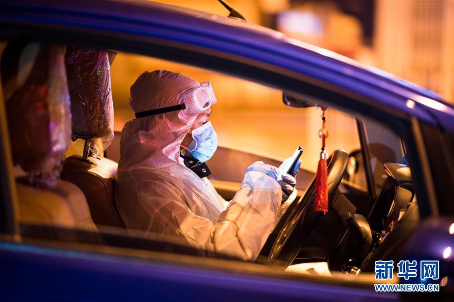 武汉战疫中的坚守和奉献,武汉抗疫体现的民族精神