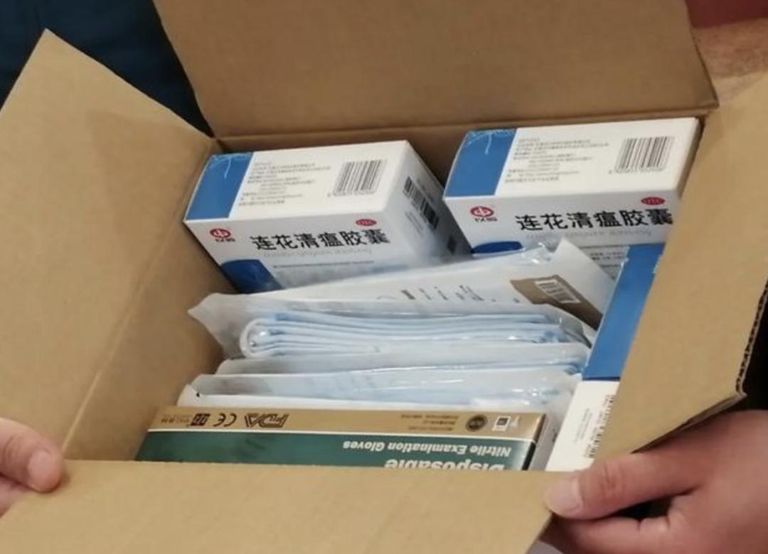 穿和服拍照配爱国歌曲,我的中国心