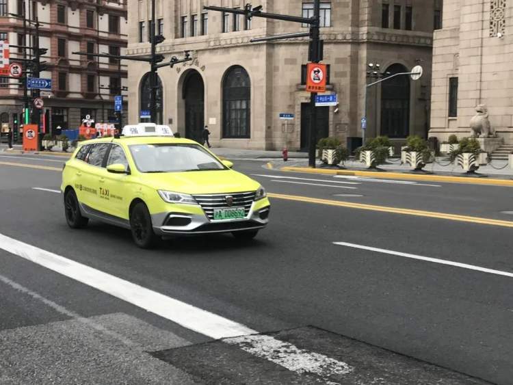 强生出租安心巡游车,强生出租车安心送学