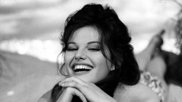 意大利美人都是上帝眷顾的*物尤**