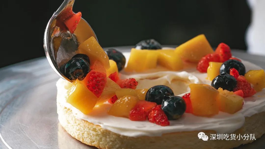 奈雪蛋糕团购,奈雪烘焙蛋糕店