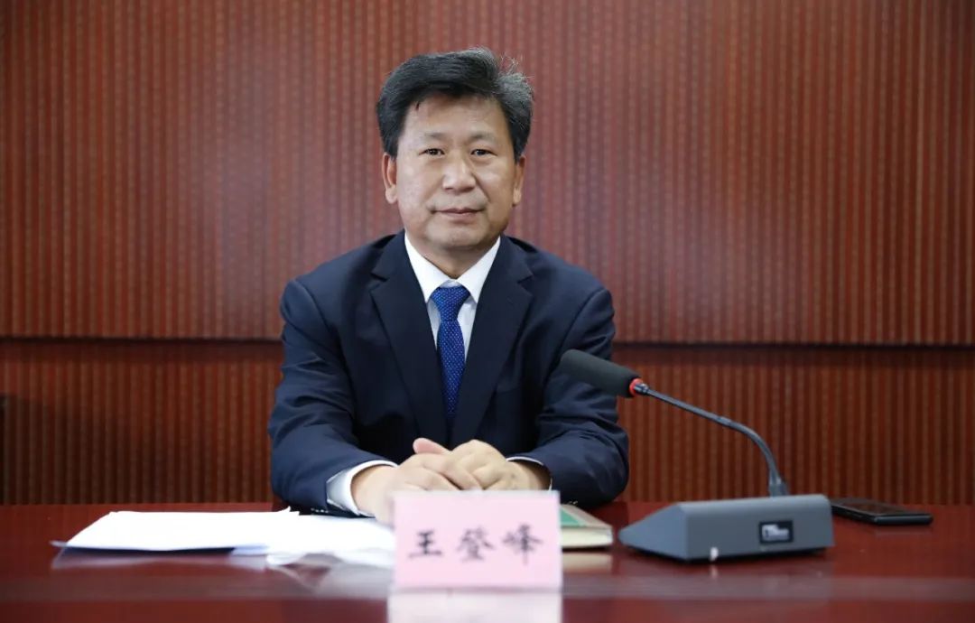 学校疫情防控怎么做?钟南山、李兰娟、张文宏“同框”发声