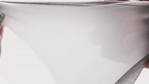 不易掉跟的船袜 (防掉后跟船袜)