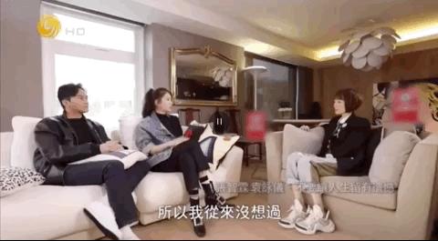 比起偶像恋爱,欺骗更令人伤心吧?