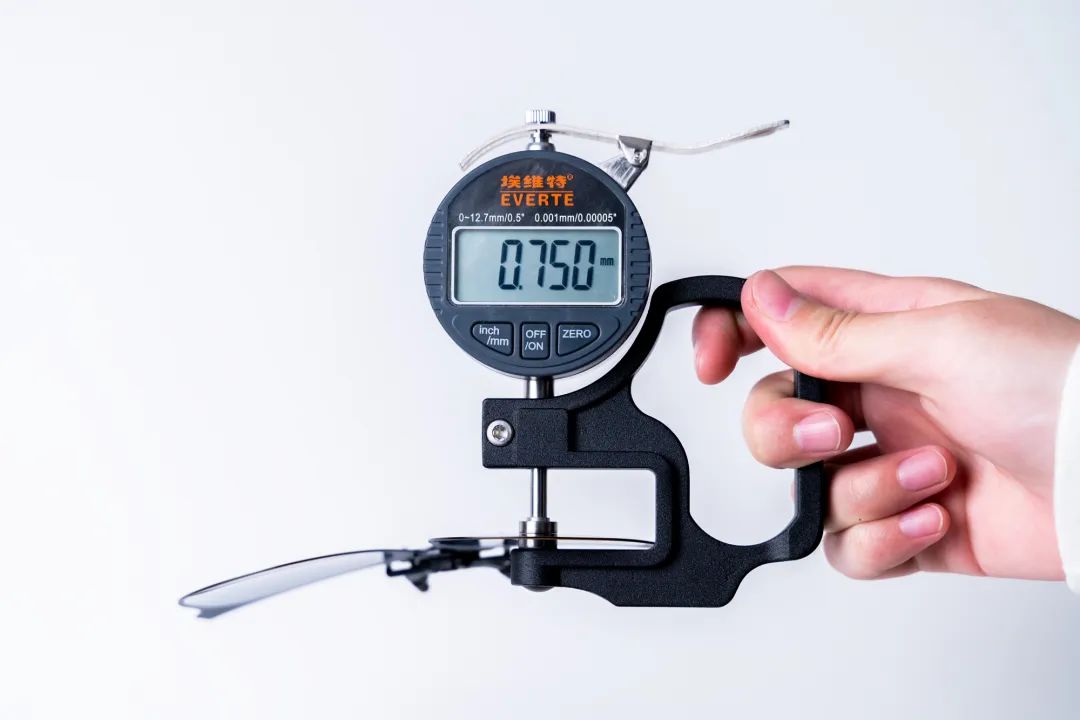 墨镜秒变眼镜,能让近视眼镜秒变墨镜神器