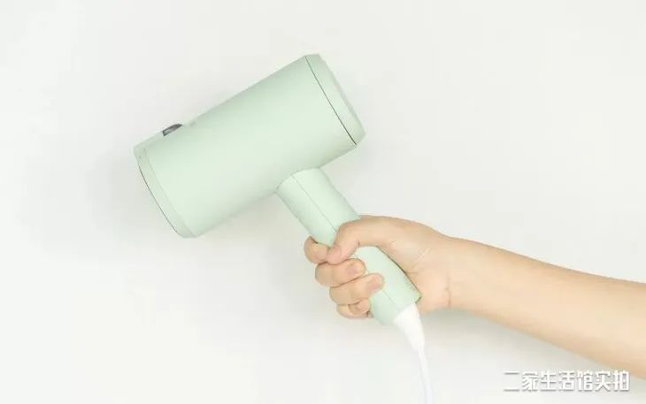 就为了每天偷懒几分钟，千元级大牌也让你穿出廉价感