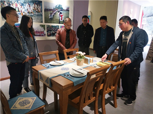 产业扶持是脱贫致富的重要抓手,产业发展拓宽脱贫致富路