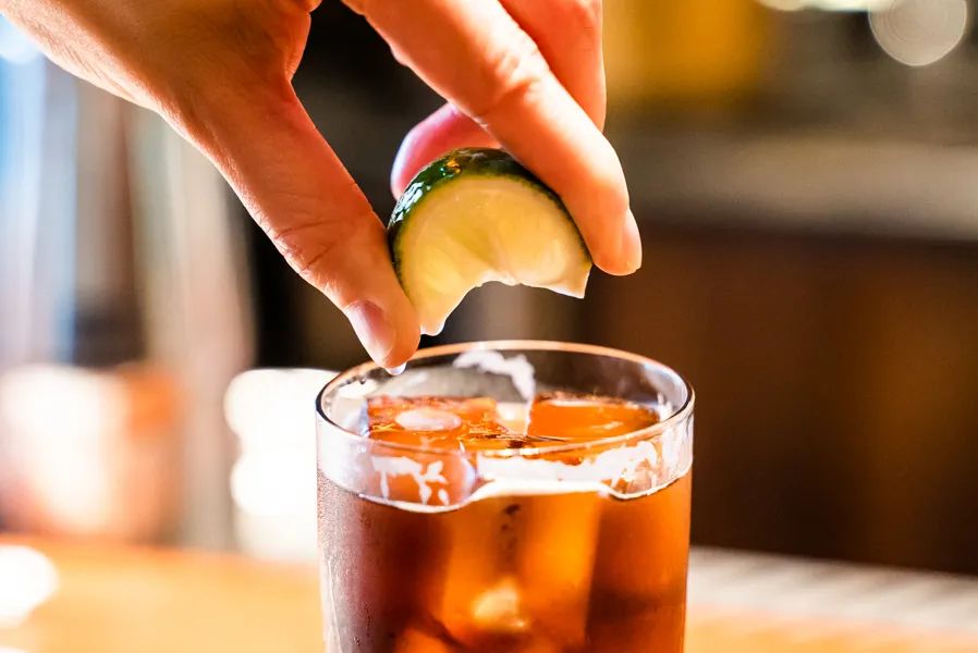 星巴克威士忌桶酿咖啡,星巴克咖啡228毫升经典浓郁难喝