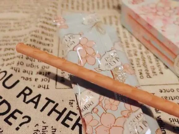 去便利店买吃的回来吃,去便利店买个东西