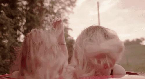 致五月短视频,没事儿早点睡有空多赚钱