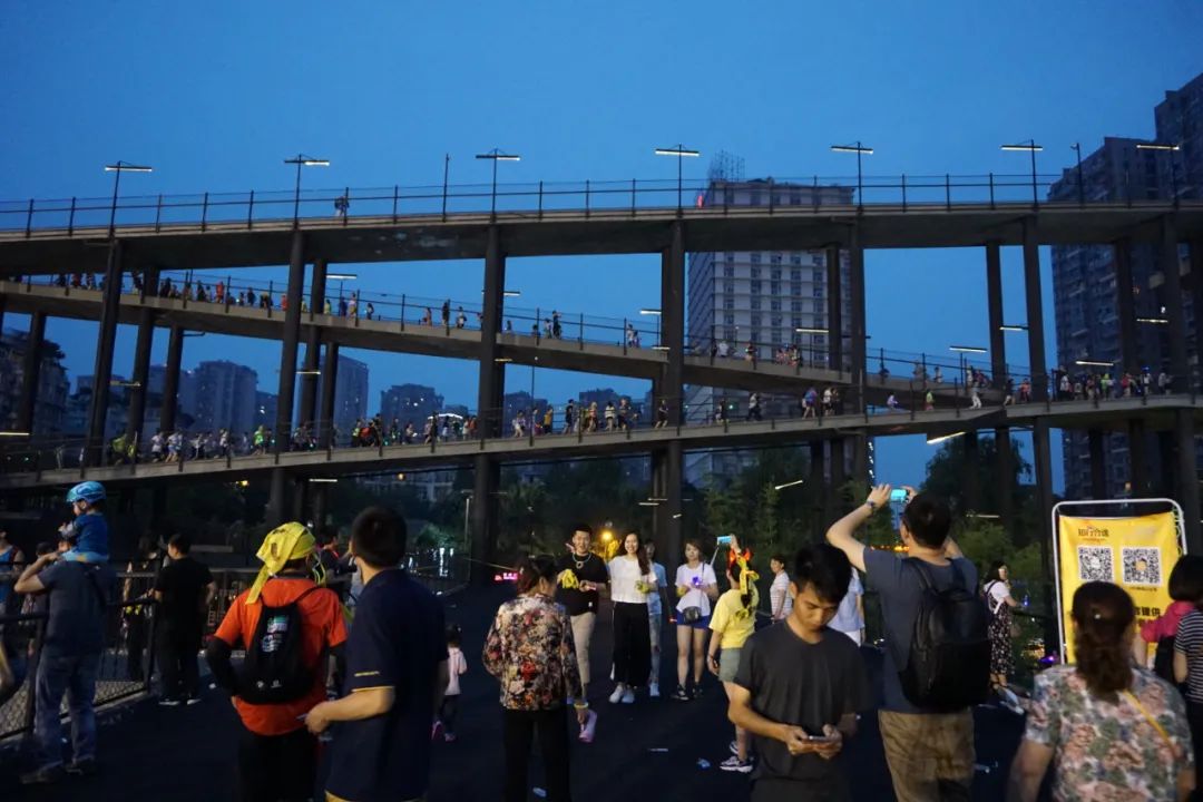 青羊区晚上好看的夜景打卡地,成都青羊夜景最好的地方